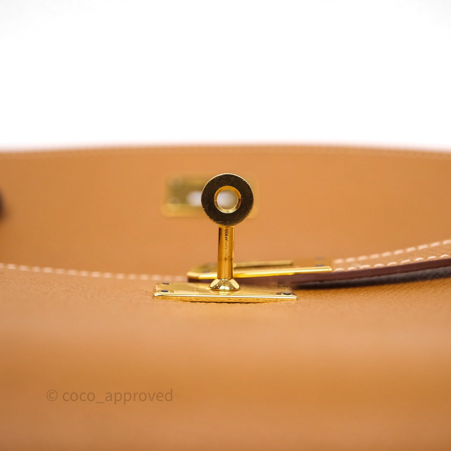 Hermès Kelly To Go Wallet Gold 37 Epsom Gold Hardware
