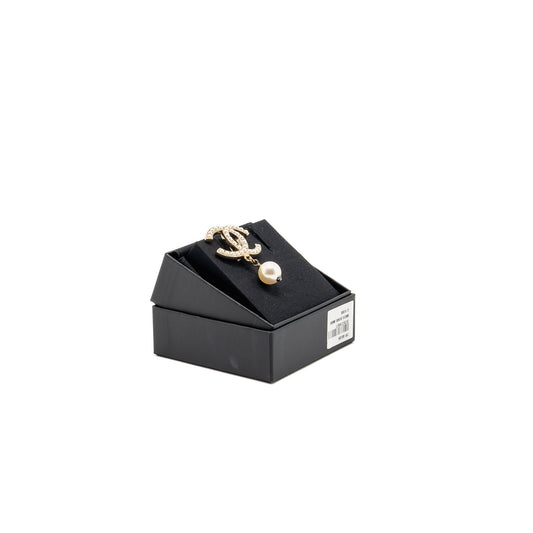 Chanel CC Brooch Pearl Drop Light Gold Tone