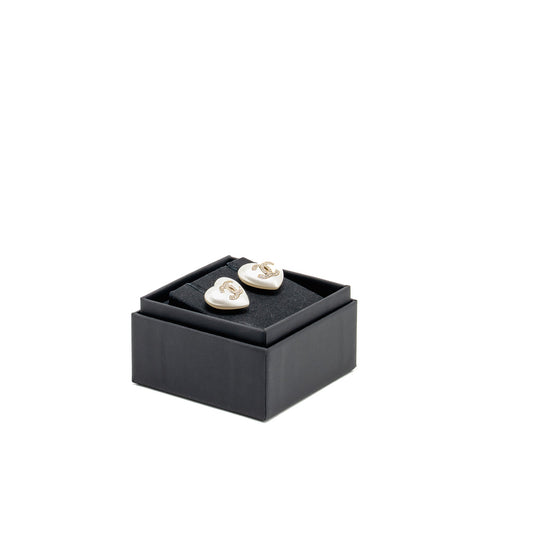 CHANEL Heart Pearl with Crystal CC Logo Earrings Light Gold Tone