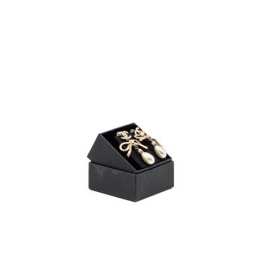 Chanel Giant Bow/Pearl Drop Earrings Light Gold Tone