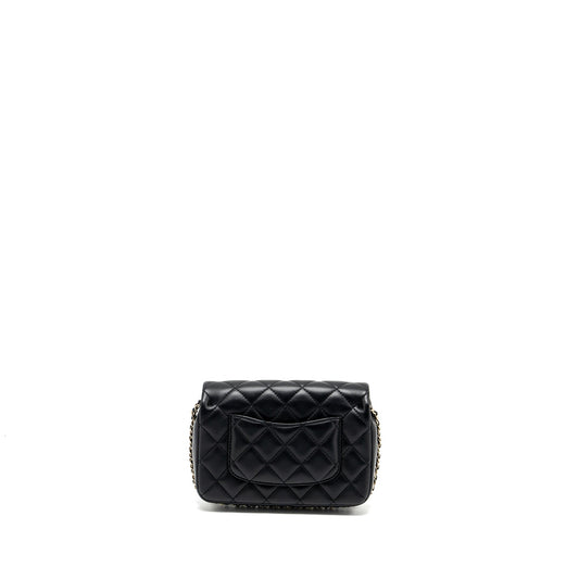 Chanel quilted flap bag with pearl chain lambskin black LGHW