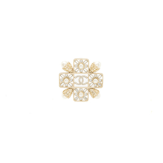 Chanel CC Logo Square Brooch With Pearl / Crystal LGHW