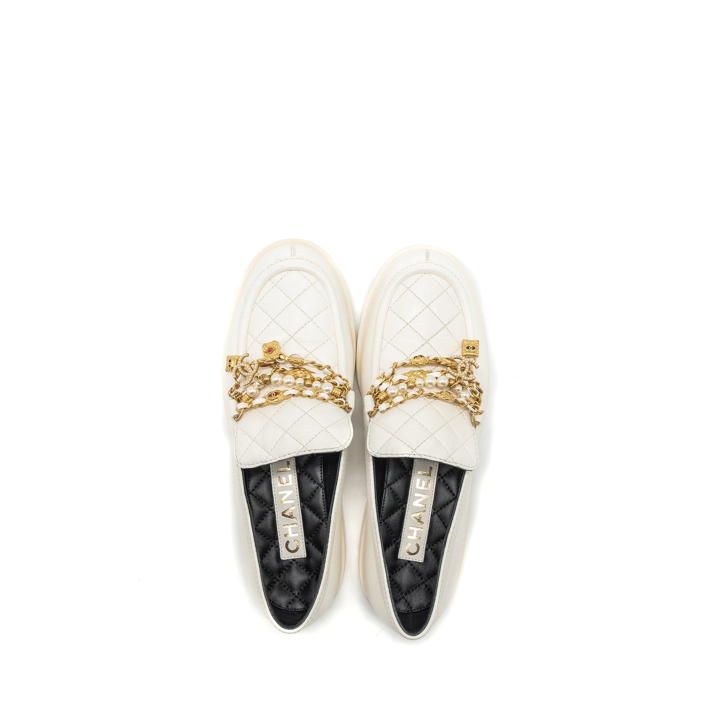 Chanel Size 39 loafer with charm leather white GHW
