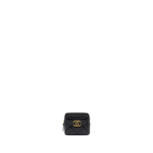 Chanel 19 zipped coin purse lambskin black GHW (Microchip)