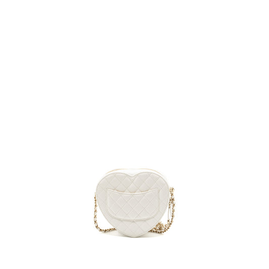 Chanel 22S heart bag lambskin white LGHW (microchip)