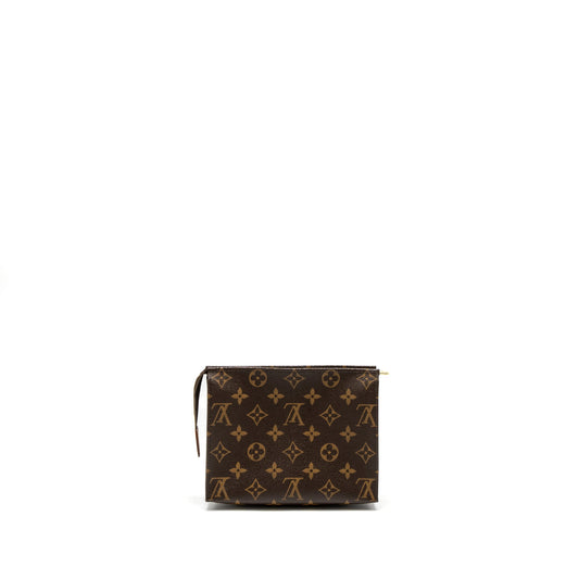 Louis Vuitton Toiletry Pochette 19 Monogram Canvas GHW