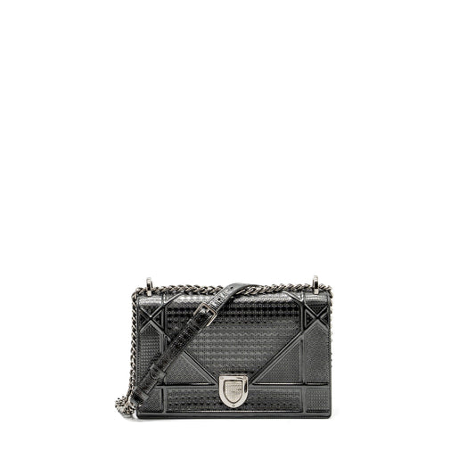 Dior medium diorama calfskin metallic silver SHW