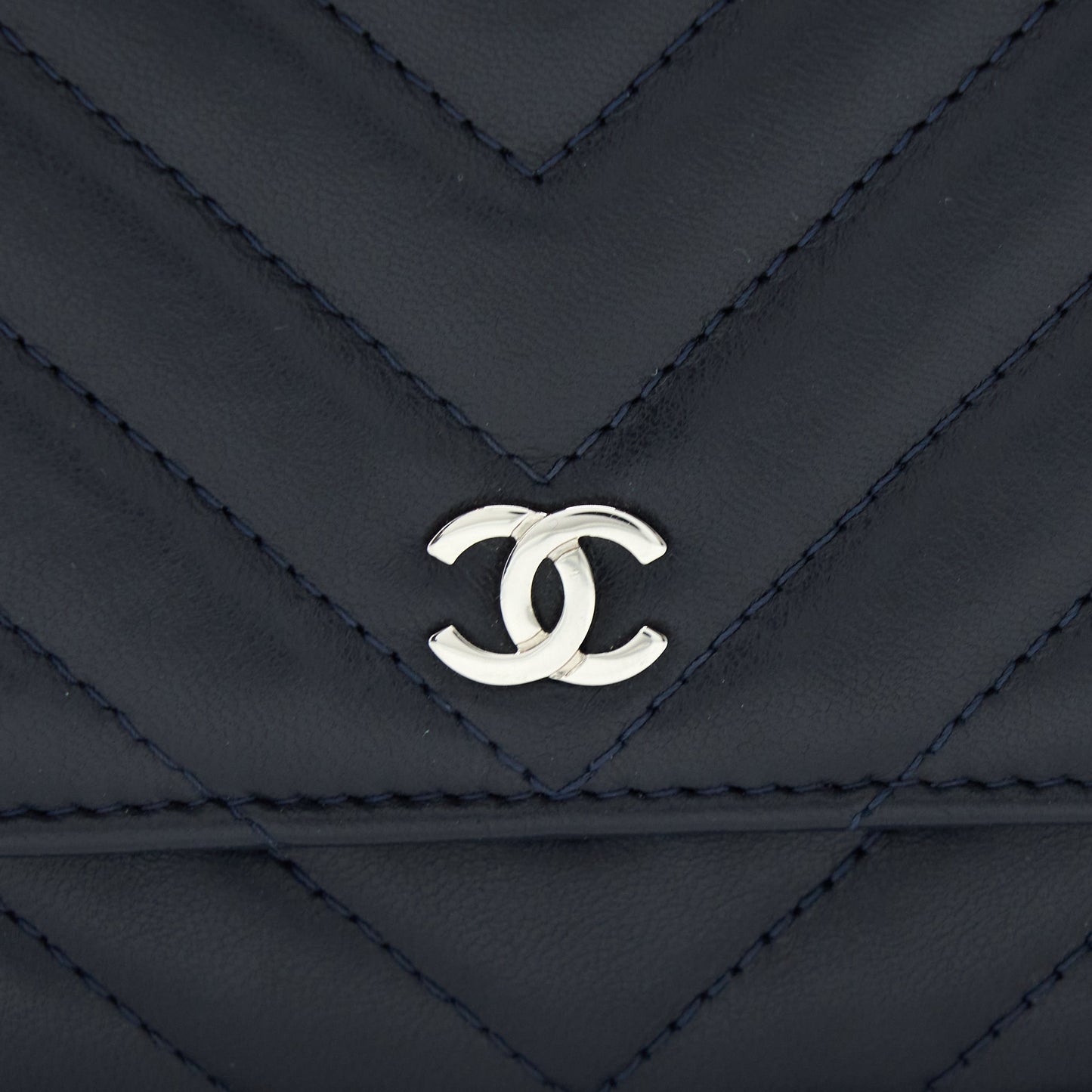Chanel Wallet On Chain Chevron Lambskin Navy SHW