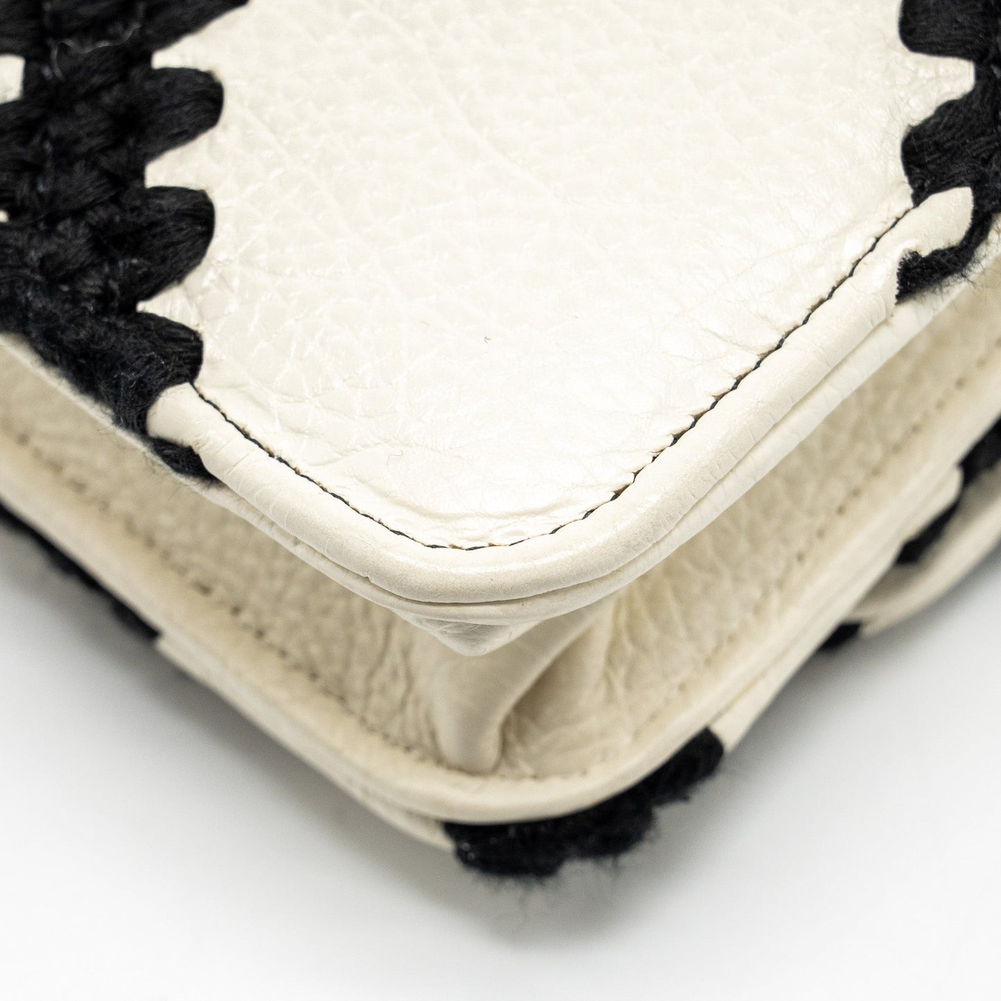Chanel 19 wallet on chain Fabric/Calfskin White/Black Multicolour Hardware