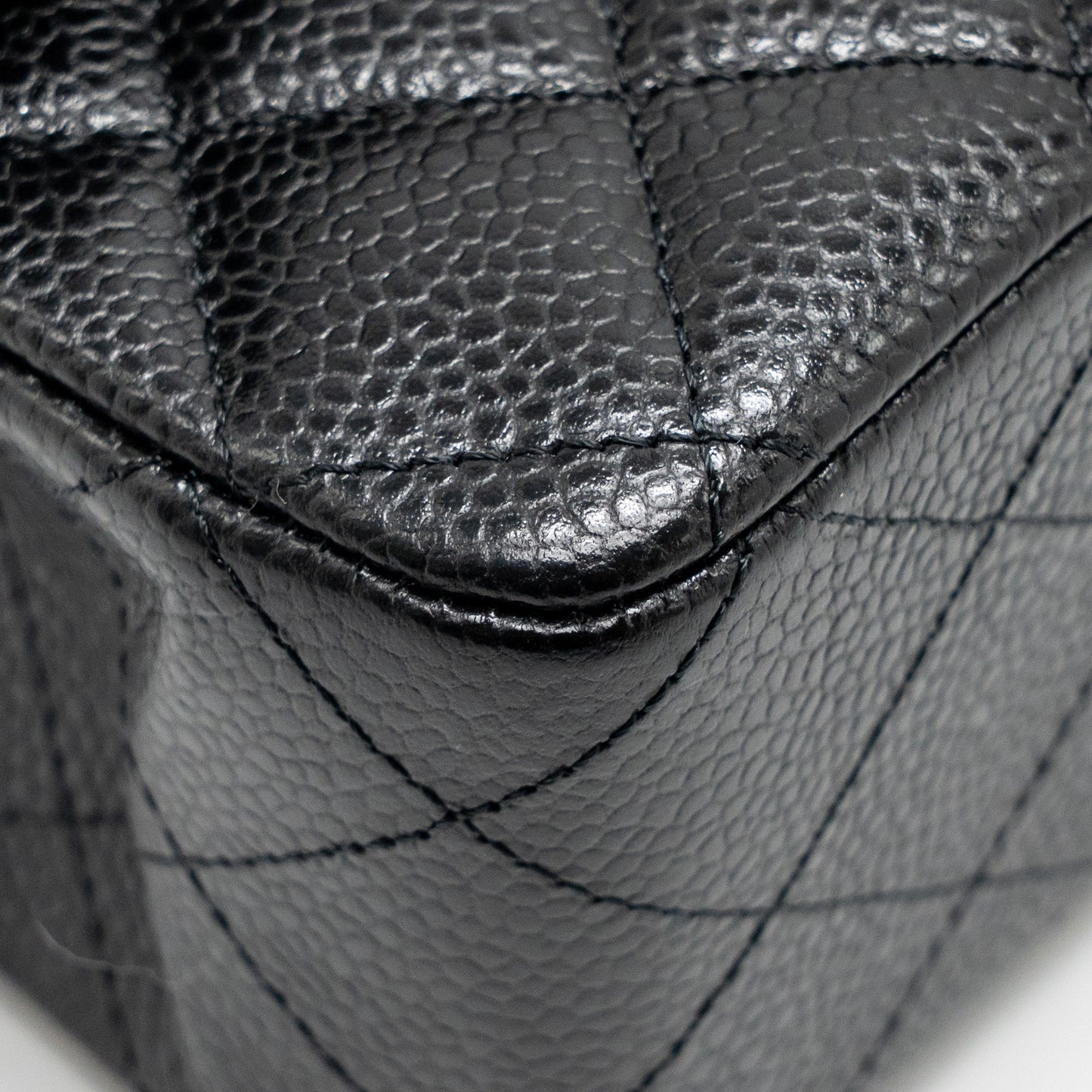 Chanel Medium Classic Double Flap Bag Caviar Black GHW(microchip)