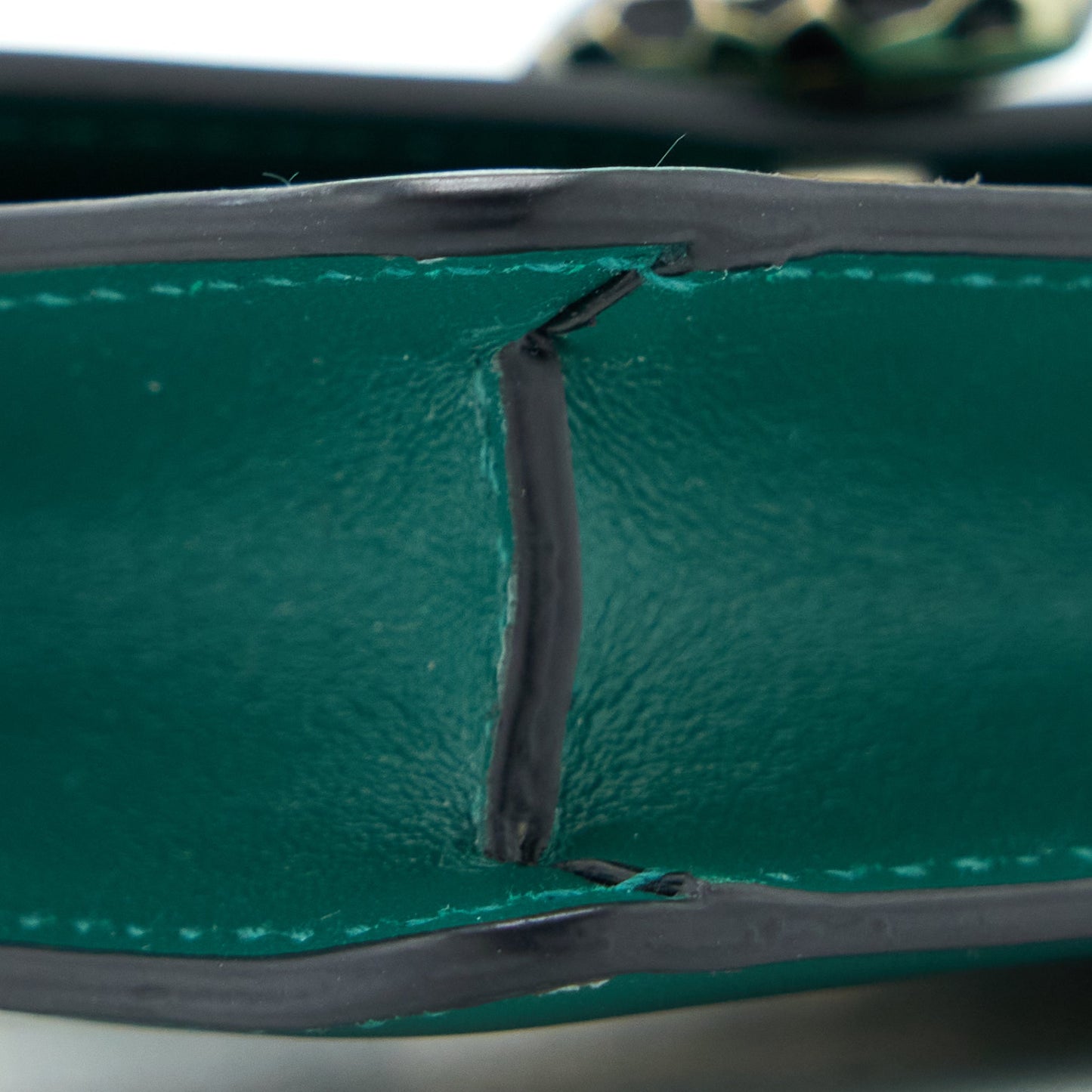 Bvlgari Serpenti Forever cardholder necklace Calfskin Green