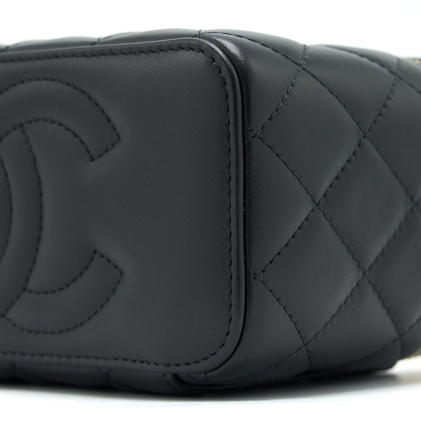 Chanel Pearl Crush Long Vanity Lambskin Black Brushed GHW(Microchip)