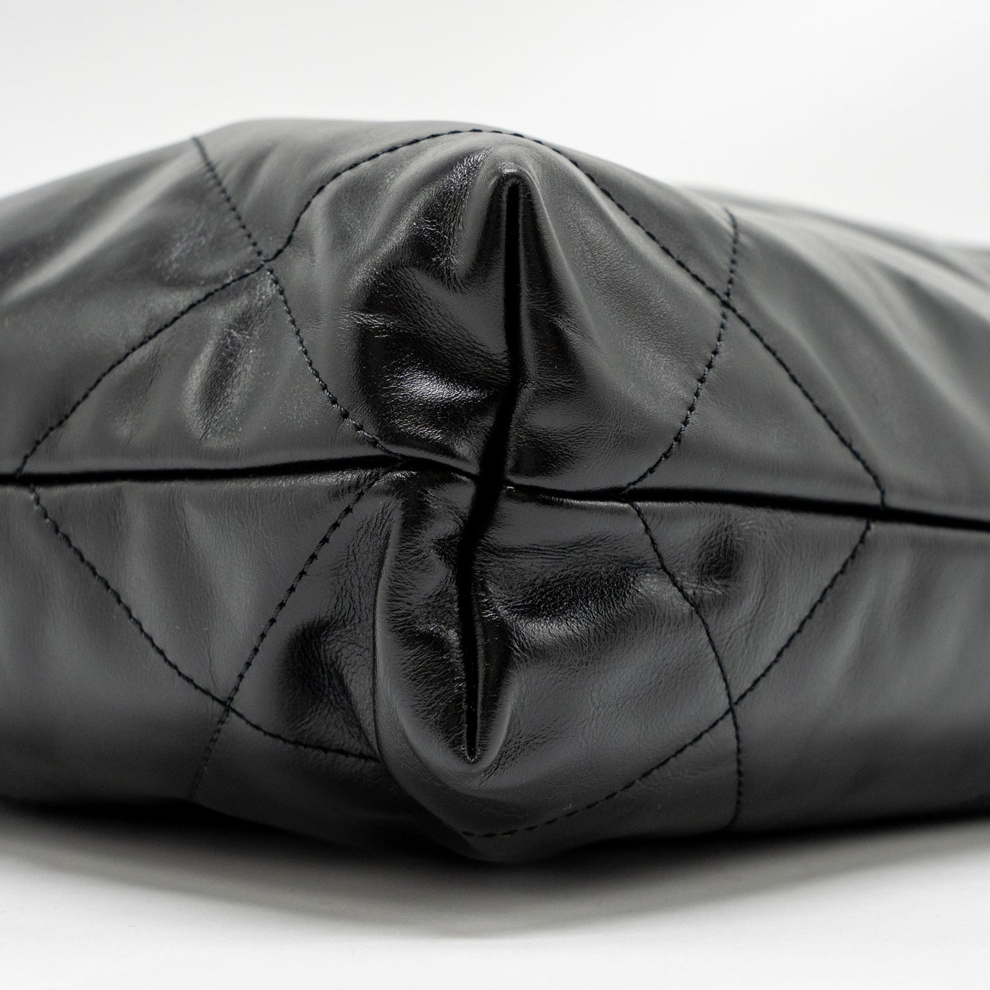 Chanel Small 22Bag Shiny Calfskin BLACK GHW (Microchip)