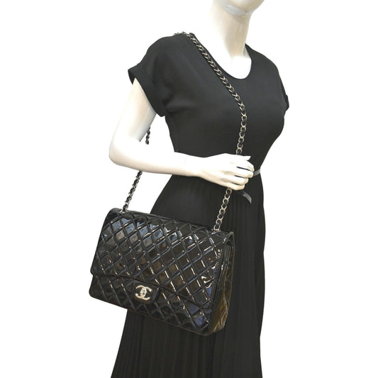 Luxury Chanel Classic Maxi Double Flap Quilted Patent Leather Shoulder Bag Black