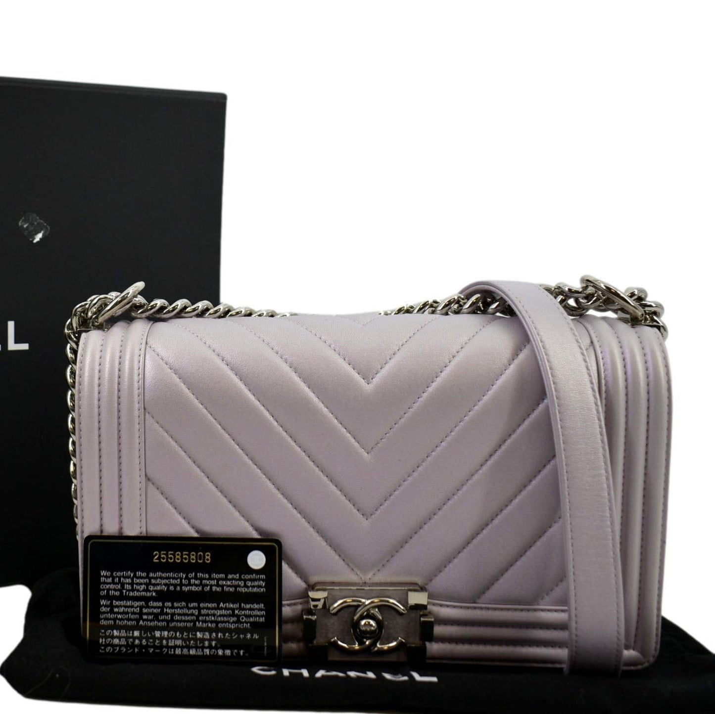 Luxury Chanel Medium Boy Flap Metallic Chevron Shoulder Bag Light Purple