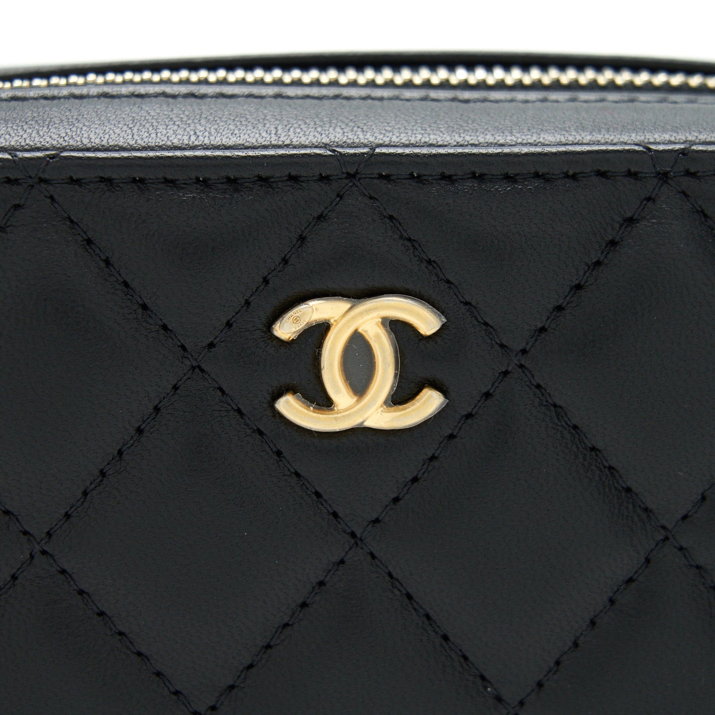 Chanel Pearl Crush Mini Camera Case With Chain Lambskin Black GHW