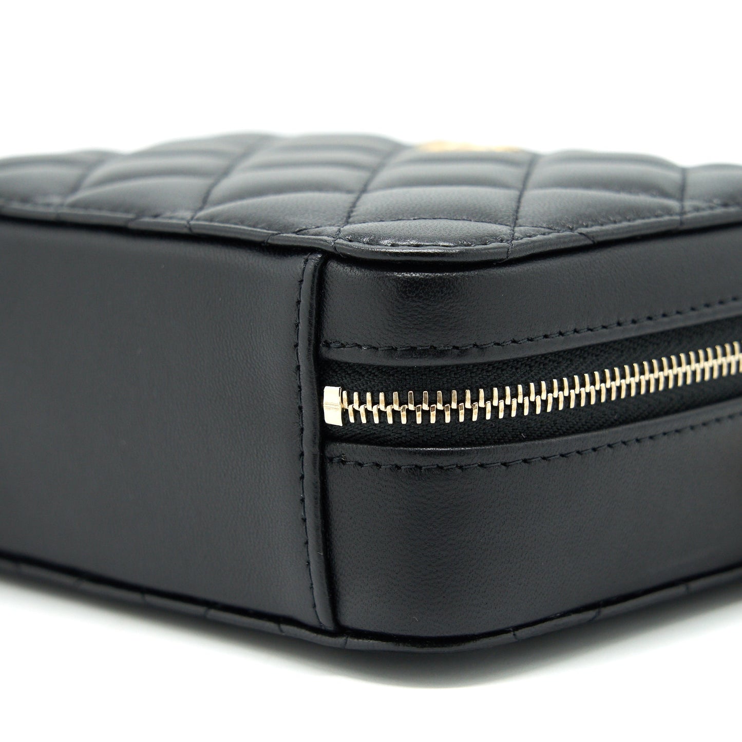 Chanel Pearl Crush Mini Camera Case With Chain Lambskin Black GHW