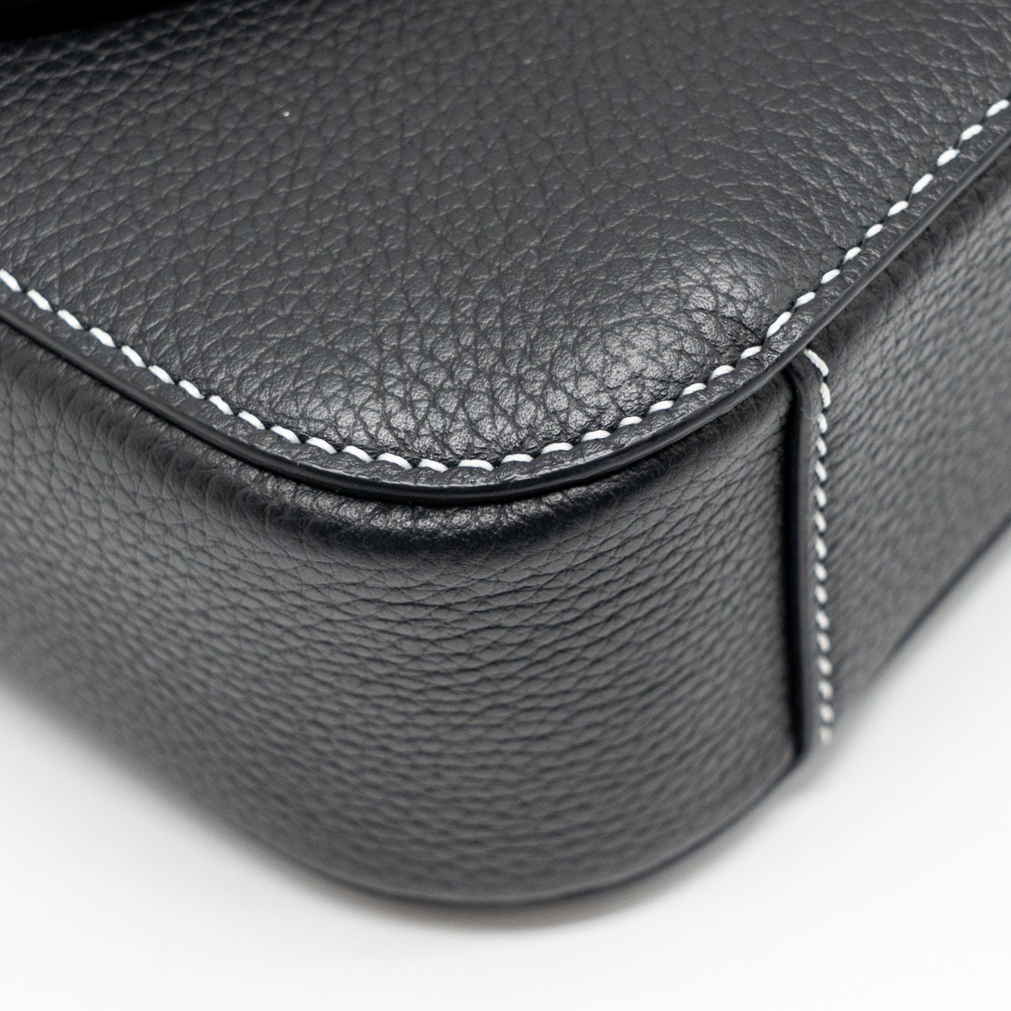 Dior Medium Saddle Flap Messenger Bag Grained Calfskin Black GHW