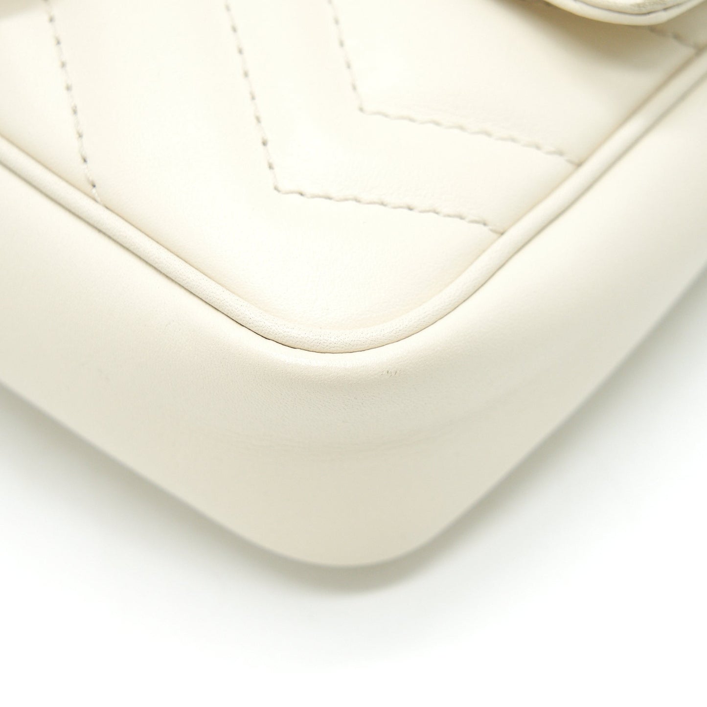 Gucci GG Marmont Super mini White with GHW
