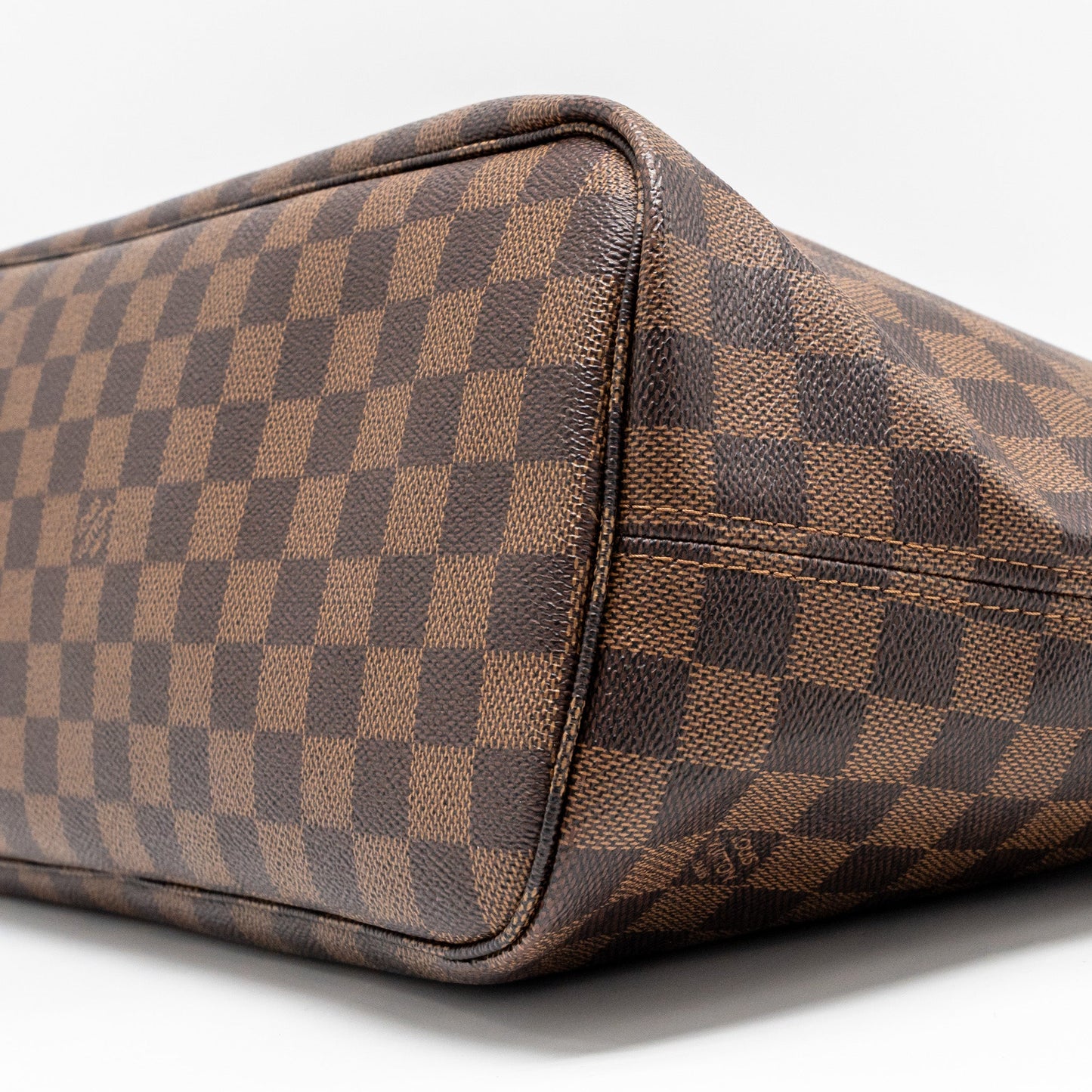 LOUIS VUITTON Neverfull MM Damier Ebene Canvas GHW