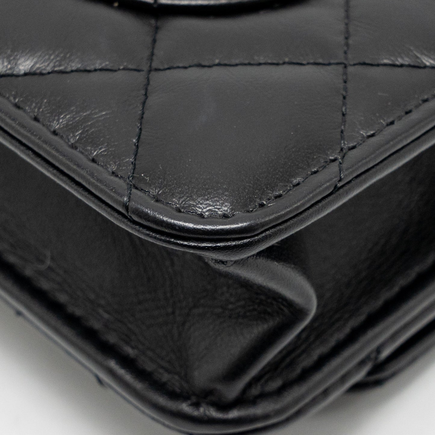 Chanel 2.55 Reissue WALLET on Chain Aged Calfskin Black GHW (Microchip)