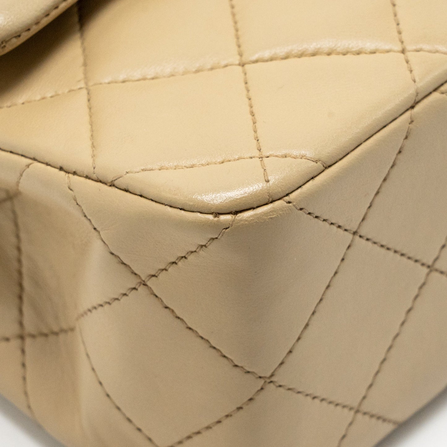 Chanel Vintage Small Classic Double Flap Bag Lambskin Beige GHW
