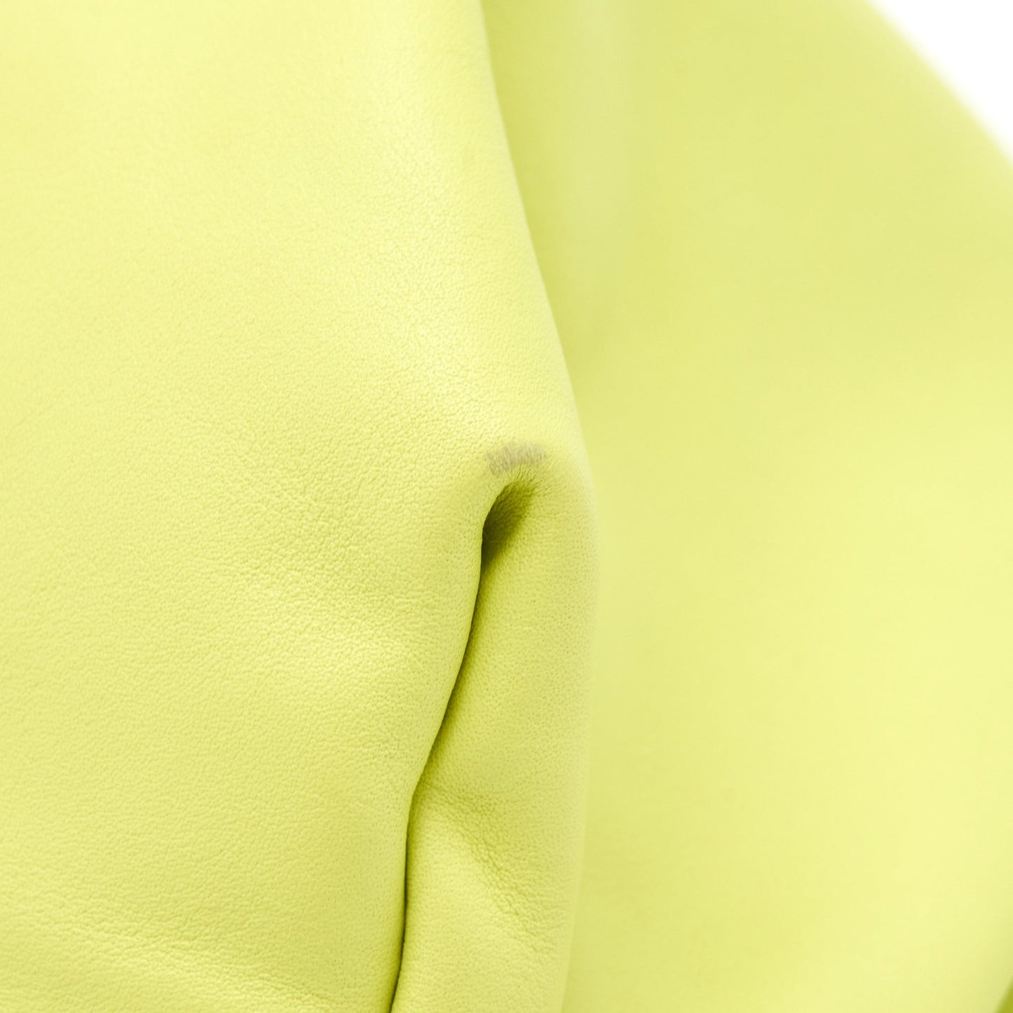 Bottega Veneta Chain Pouch Calfskin Light Green GHW