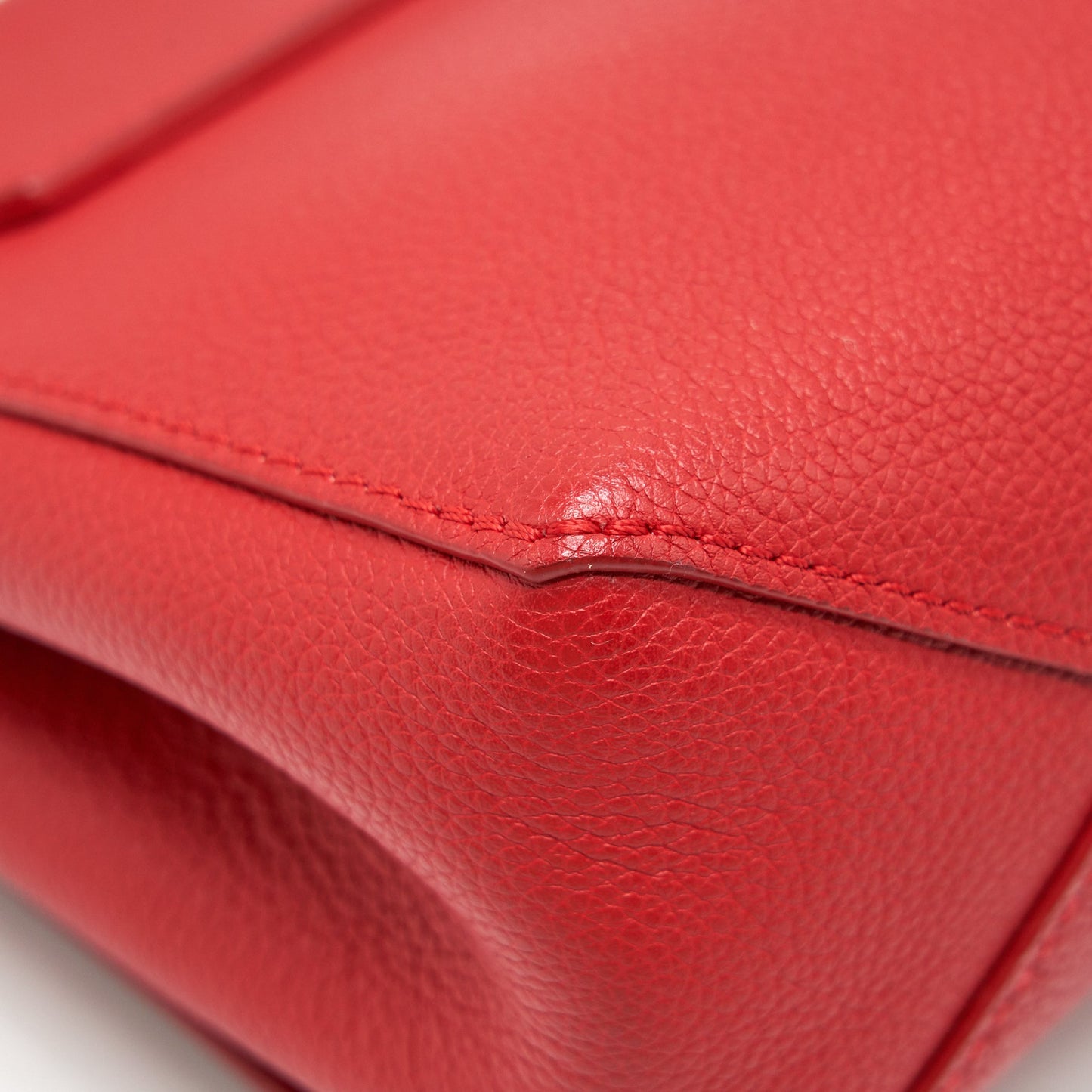 LOUIS VUITTON LOCKME II BB BAG IN RED SHW