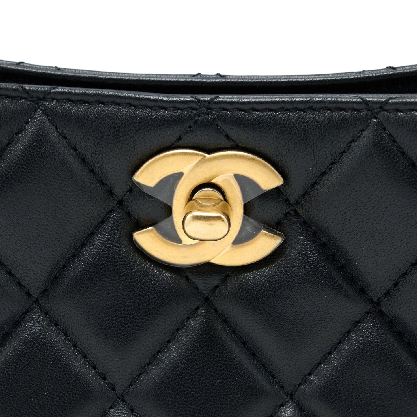 Chanel Pearl Crush Hobo Bag Lambskin Black GHW (Microchip)