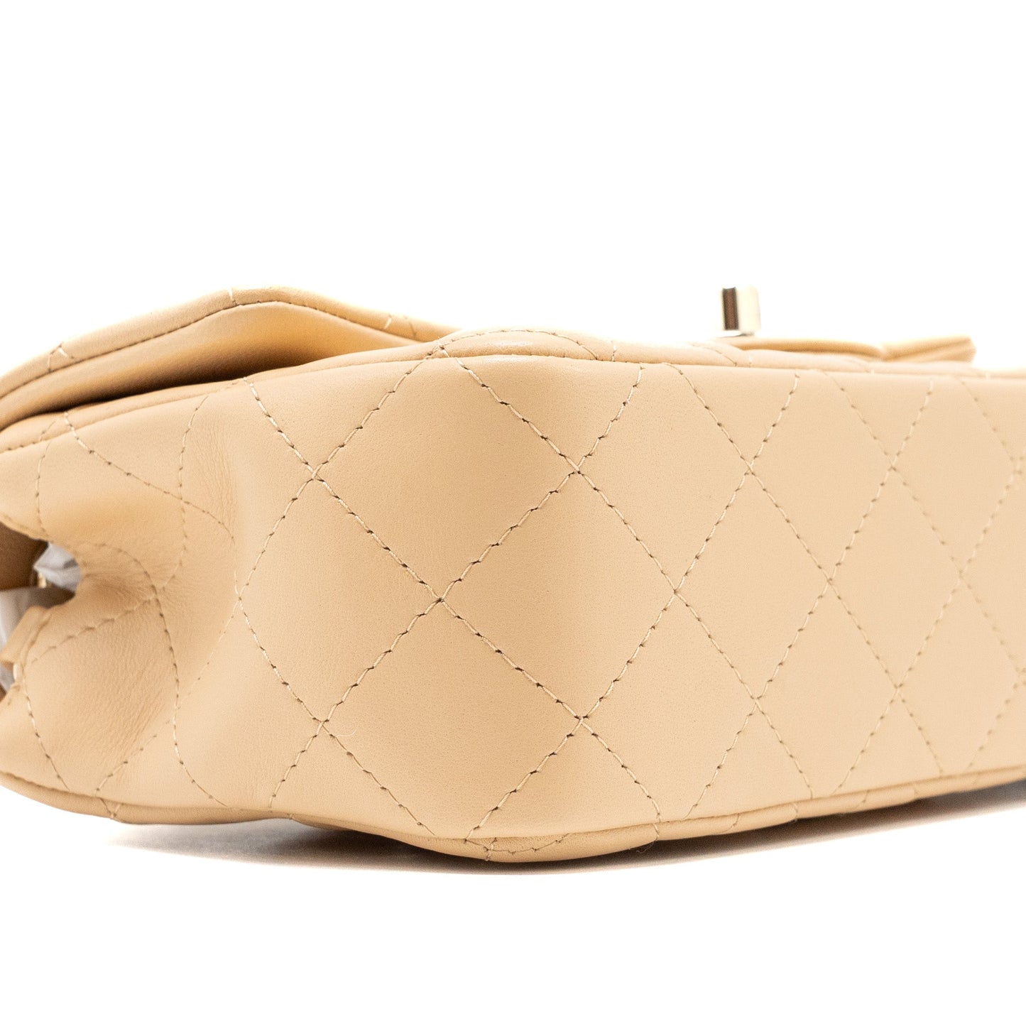 Chanel 22C mini rectangular flap bag lambskin beige LGHW (microchip)