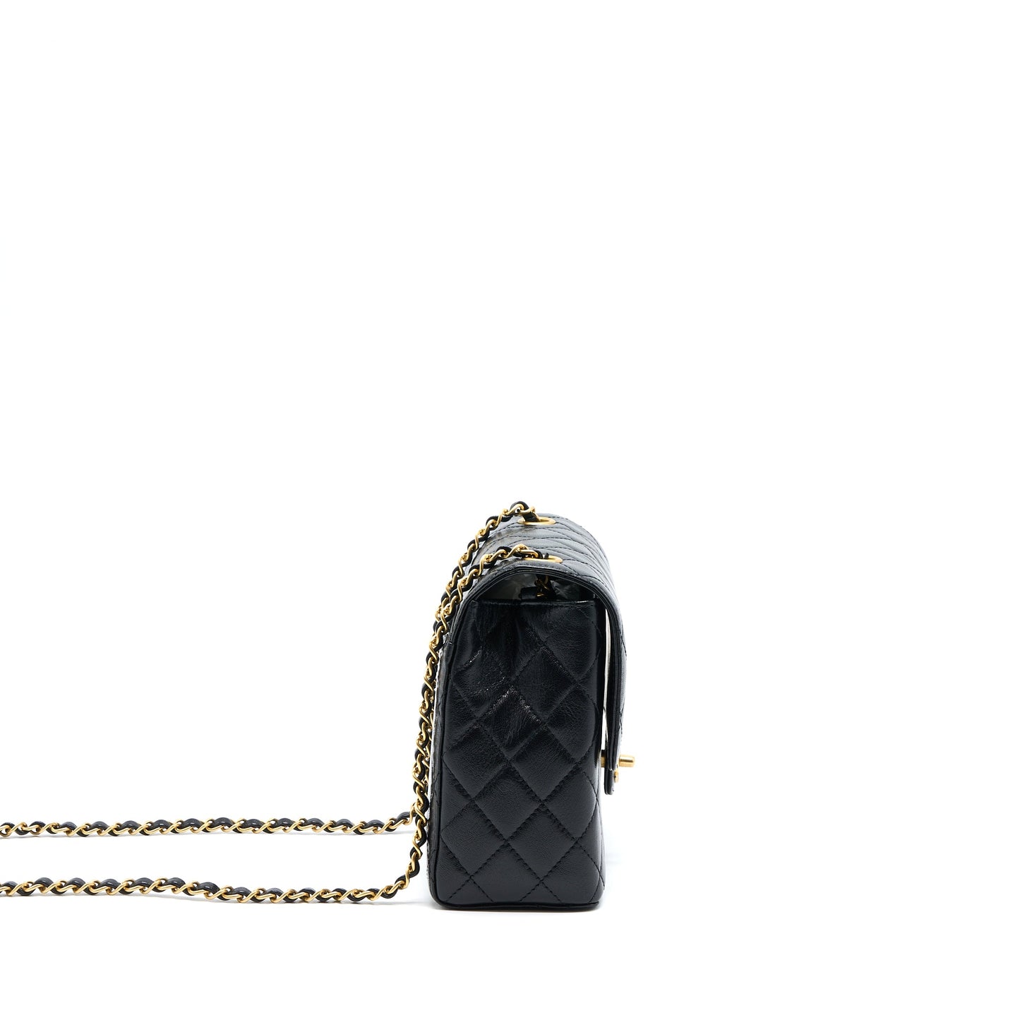 Chanel 22K Retro Classic New Square Flap Bag Goatskin Black with GHW (Microchip)