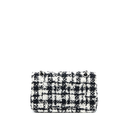 Chanel Classic Double Flap Bag Tweed Black/White SHW