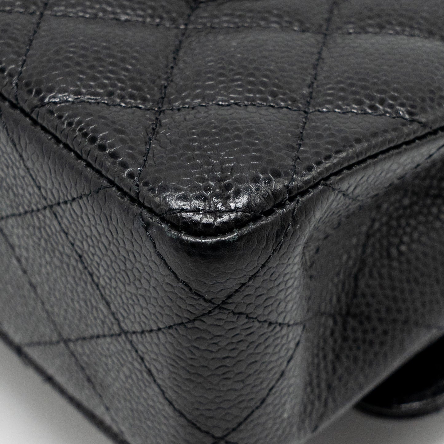 Chanel Medium Classic Double Flap bag caviar black GHW