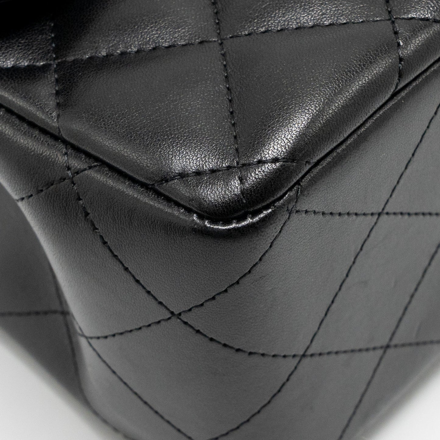 Chanel Jumbo Classic Double Flap Bag Lambskin Black SHW