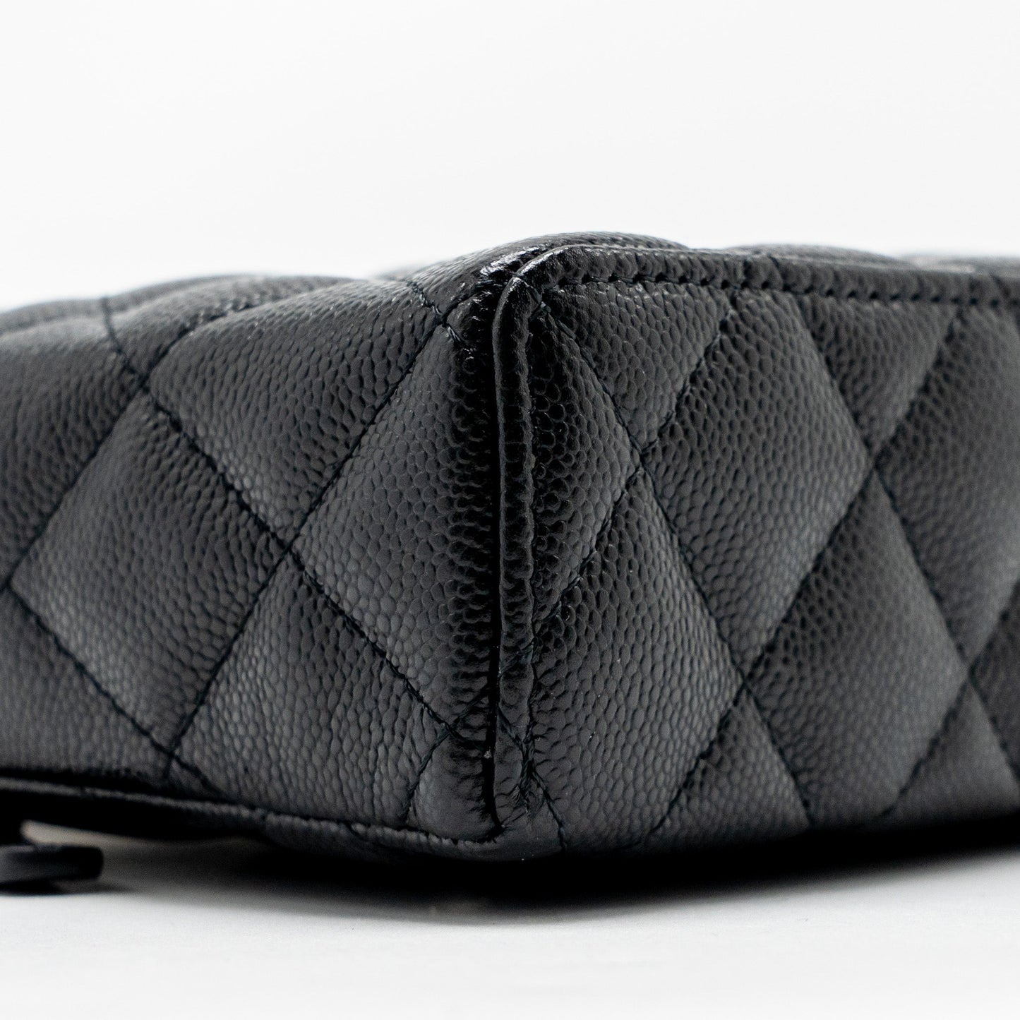 Chanel 25p CC top Handle Vanity with Chain Caviar Black LGHW (microchip)