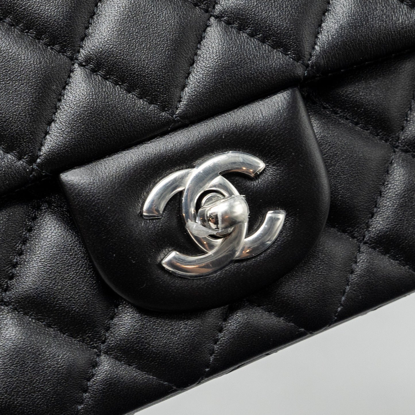 Chanel Mini Rectangular flap bag lambskin black SHW (microchip)