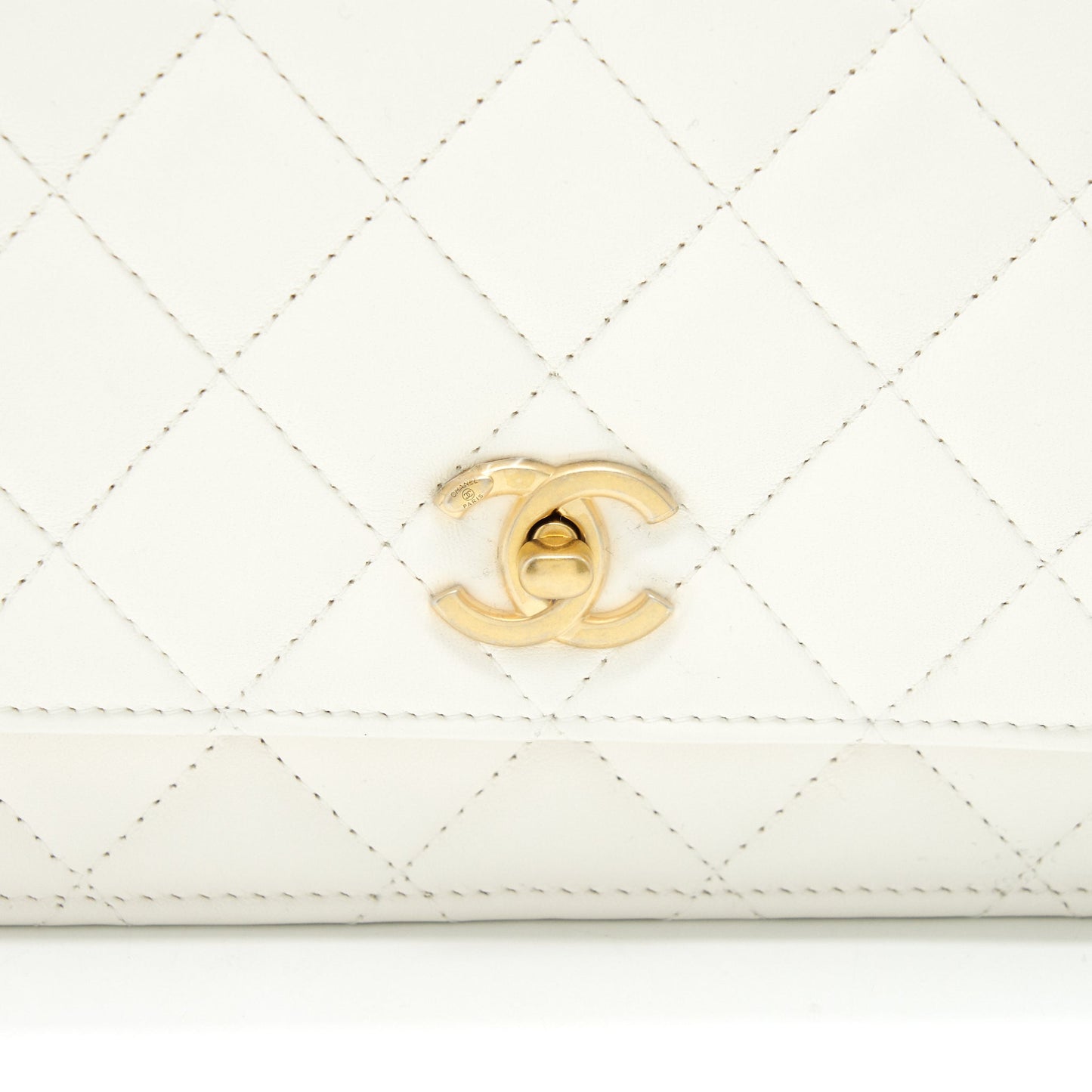 Chanel Pearl Crush Wallet on Chain White GHW