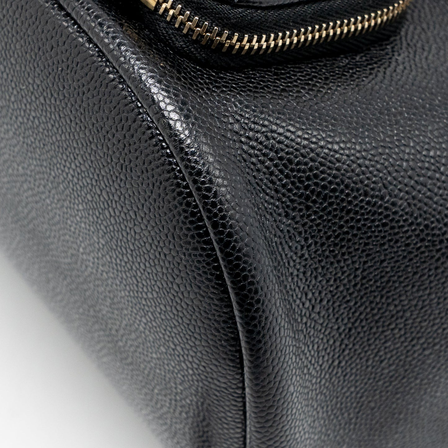 Chanel affinity backpack caviar black LGHW (microchip)