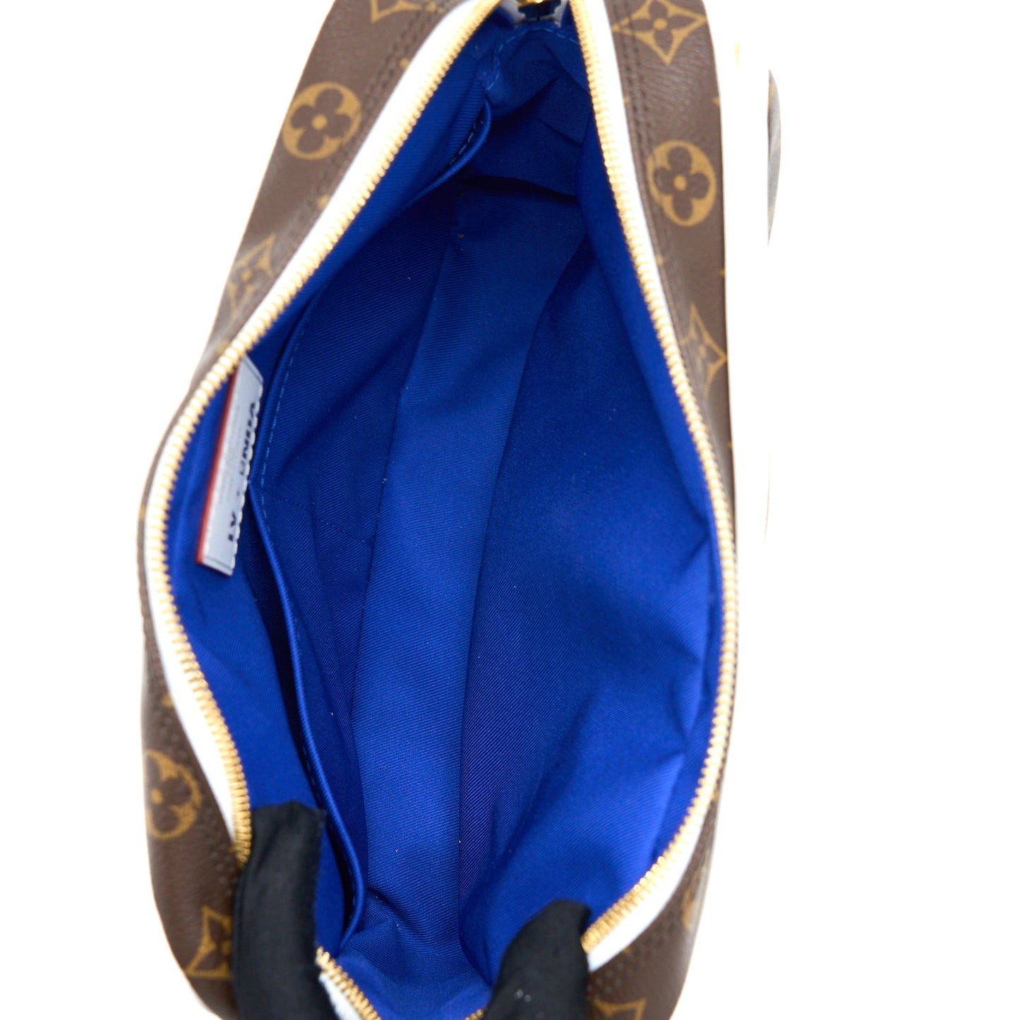 Louis Vuitton x NBA Nil Messenger Monogram Canvas GHW
