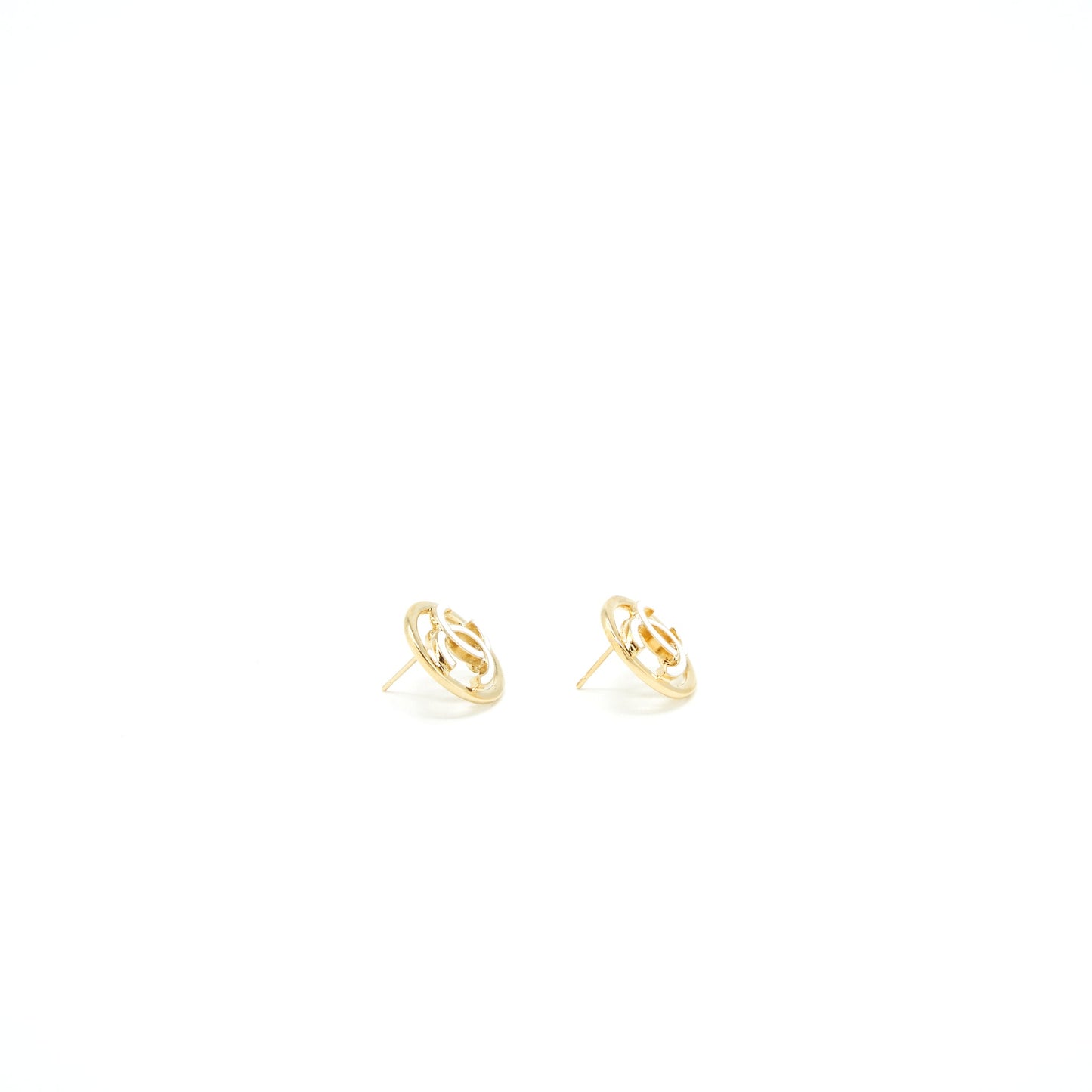 Chanel 22S CC Round Earrings White/ Light Gold Tone
