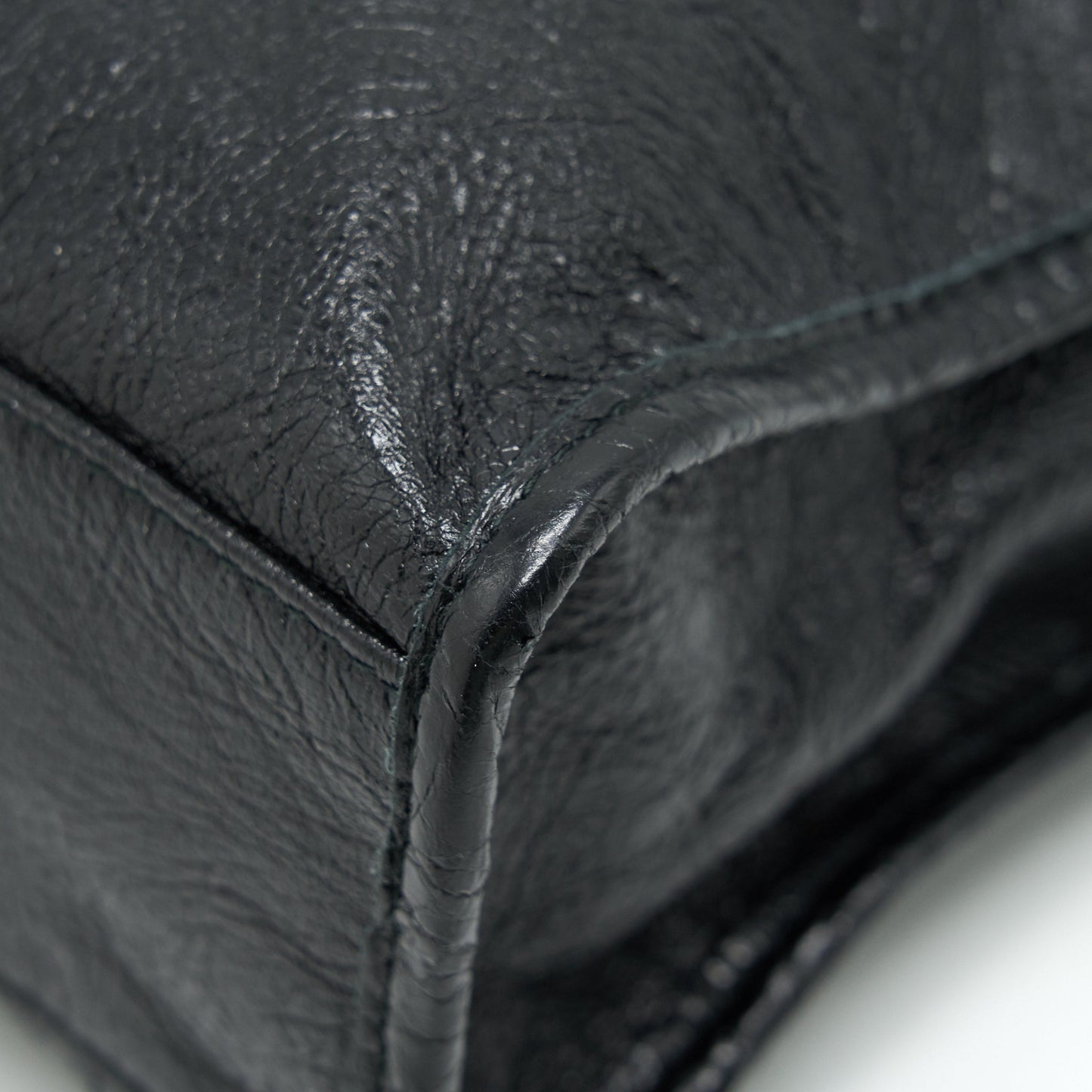 Balenciaga Classic City S leather tote black