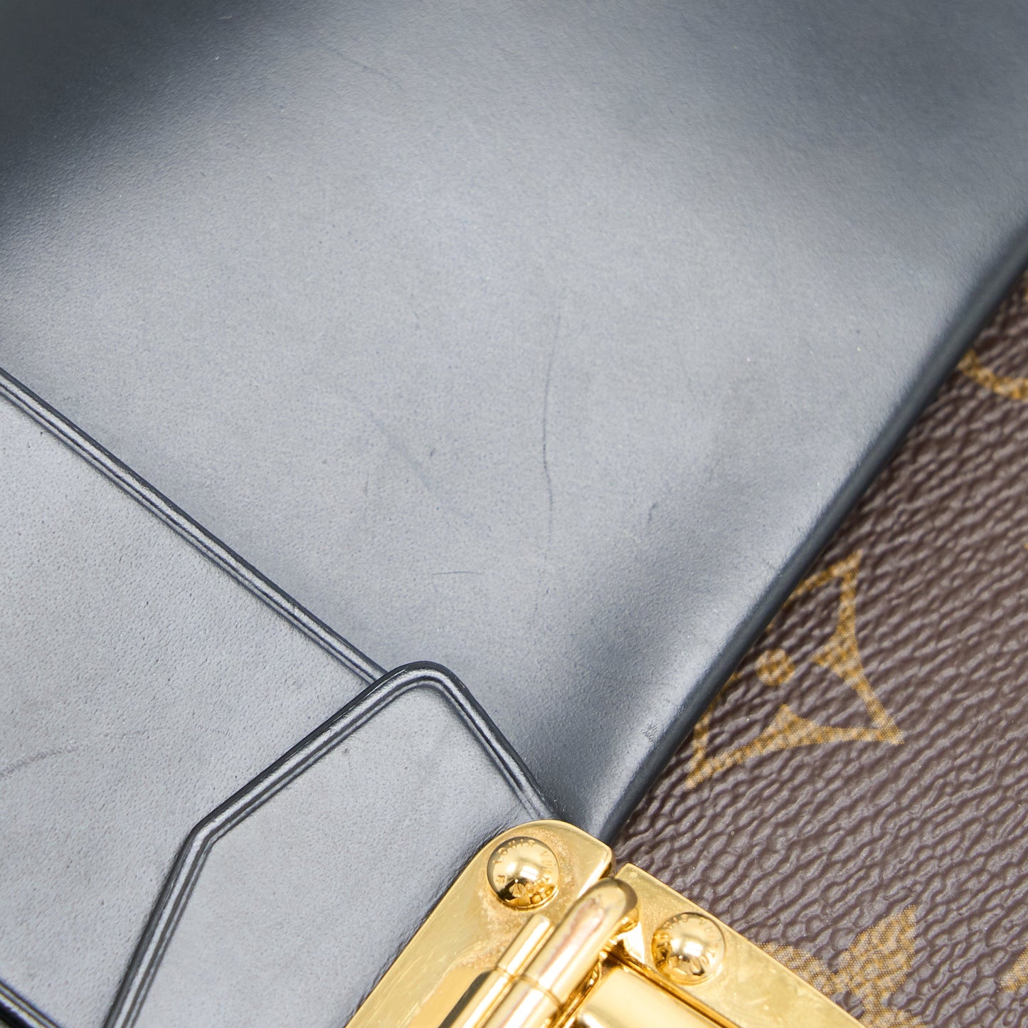 Louis Vuitton One Handle Flap Bag MM Monogram Canvas/Black GHW