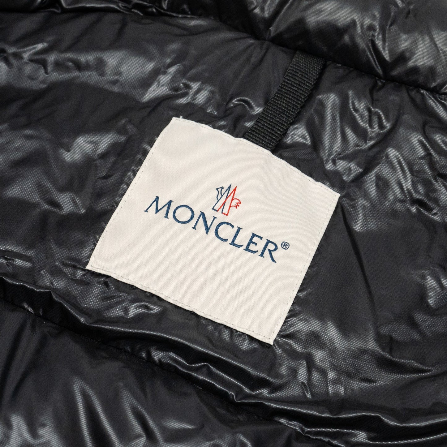 Moncler size 3 men’s zip padded jacket black