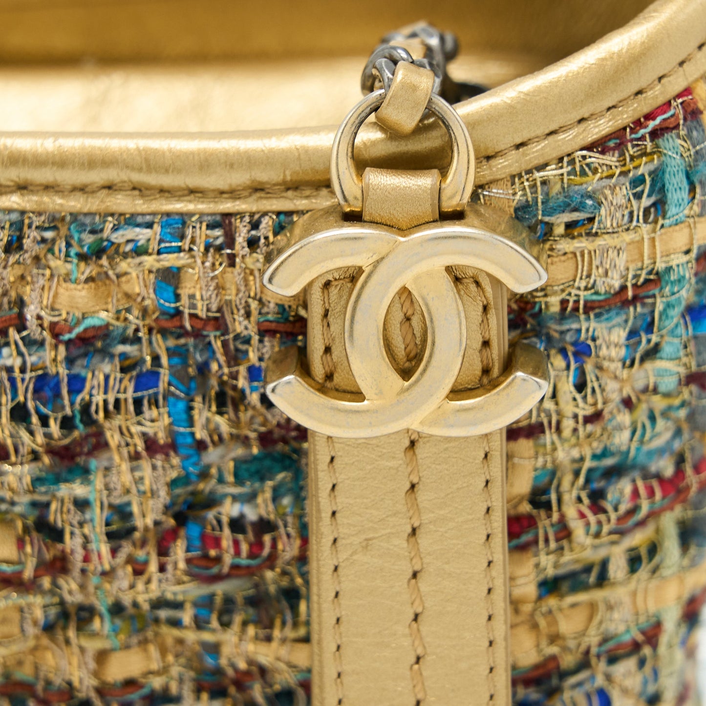 Chanel Small Gabrielle Hobo Bag Tweed Gold/Multicolour Hardware