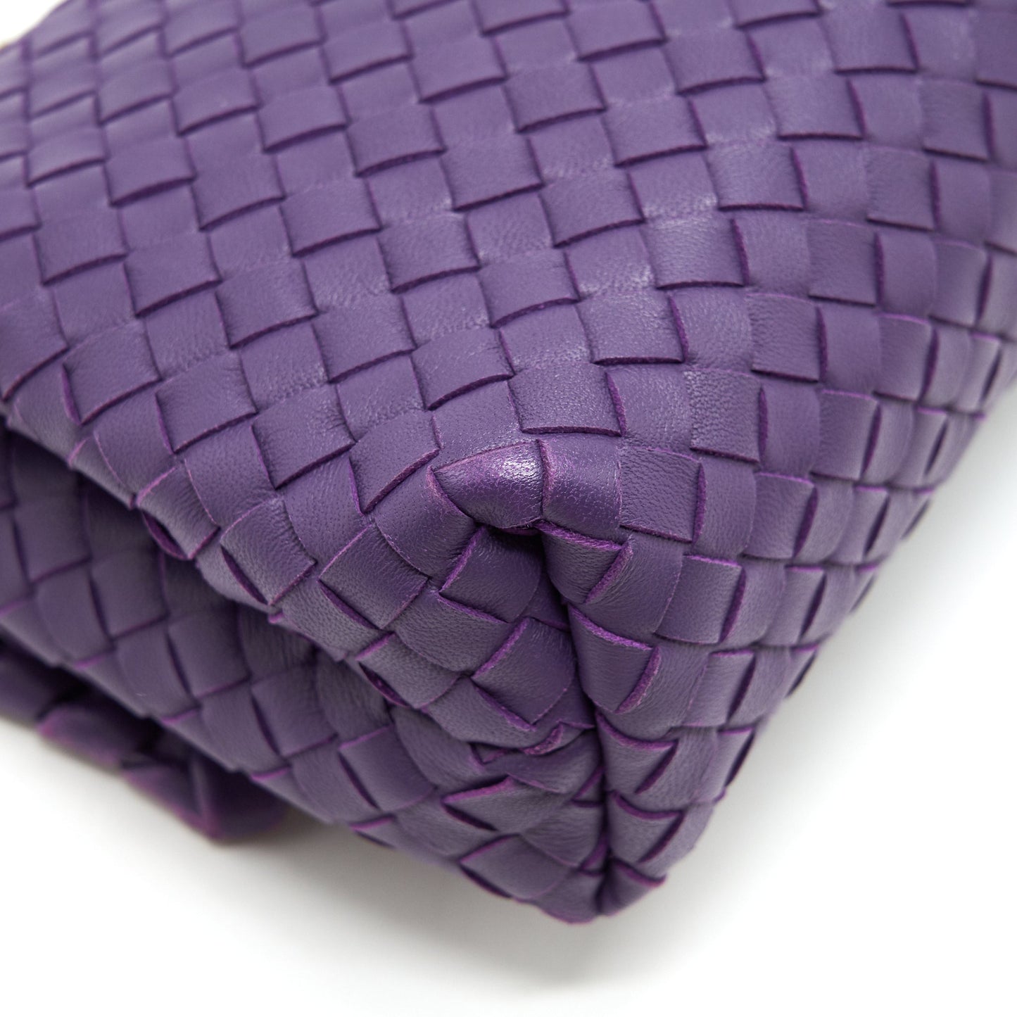 BOTTEGA VENETA OLYMPIA BAG IN PURPLE
