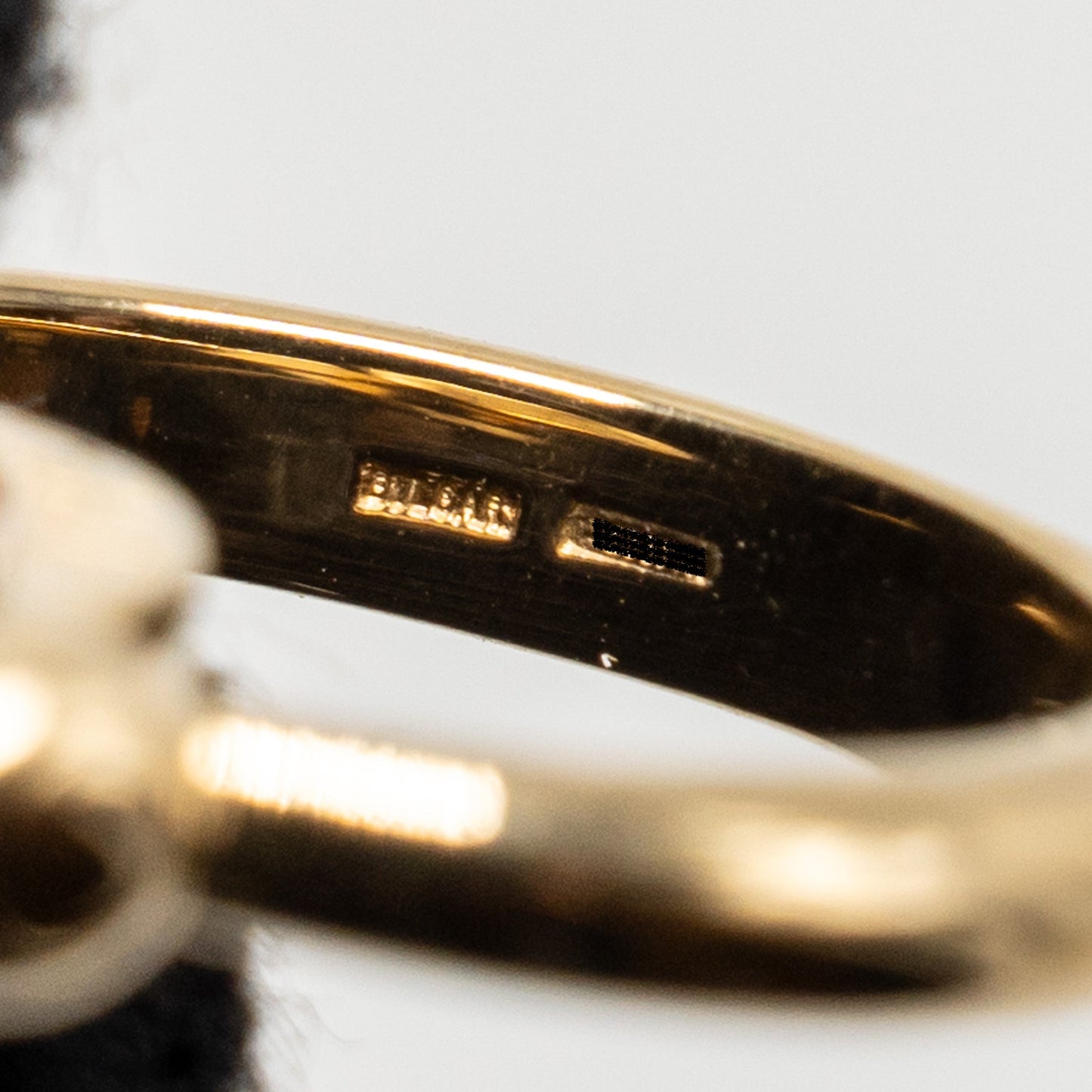 Bvlgari size 52 Bvlgari Ring Yellow Gold/Onyx/Coral Black/Orange