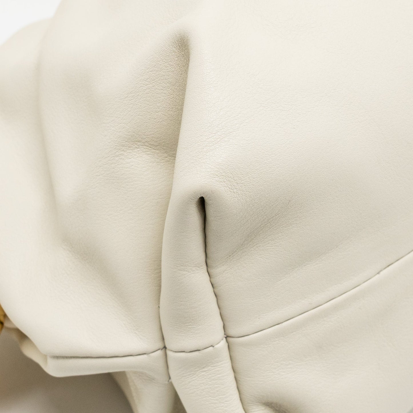 Bottega Veneta Chain Pouch bag calfskin white GHW