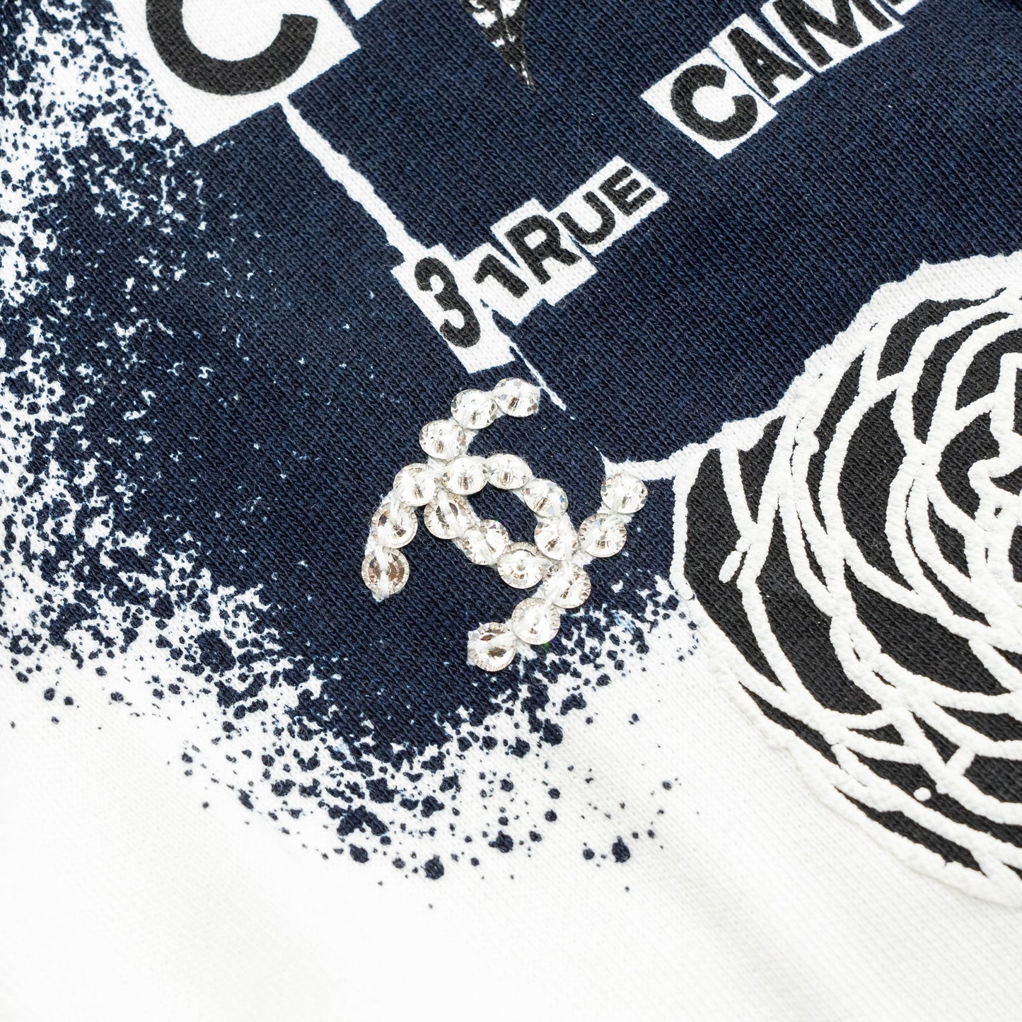 Chanel Size XS Coco Chanel Graffiti Sweatshirt White/Black