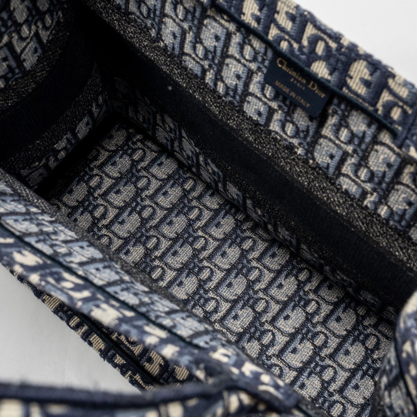 DIOR Medium Book Tote Blue Dior Oblique Embroidery