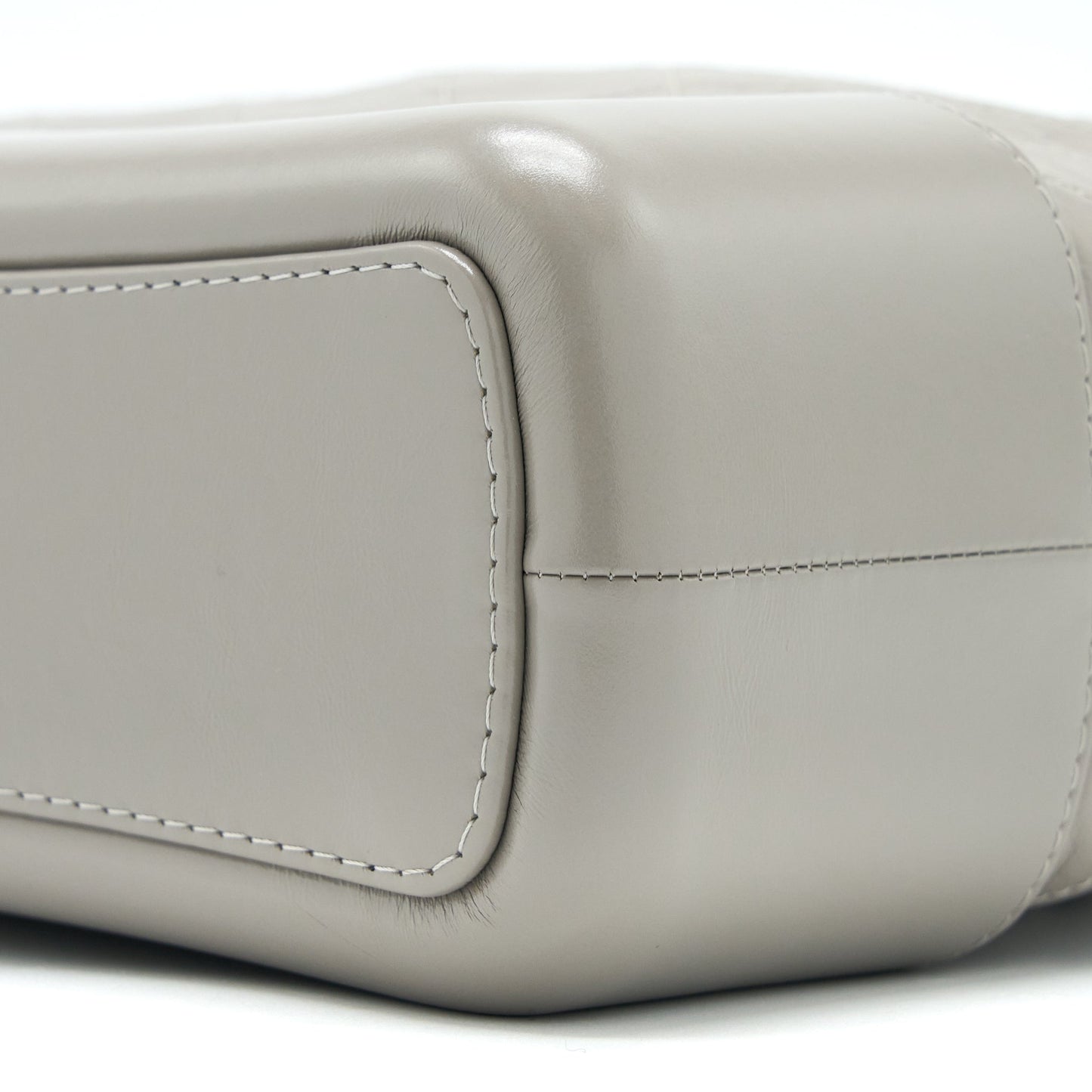 Chanel Large Gabrielle Hobo Bag Aged Calfskin Light Grey Multicoloured Hardware